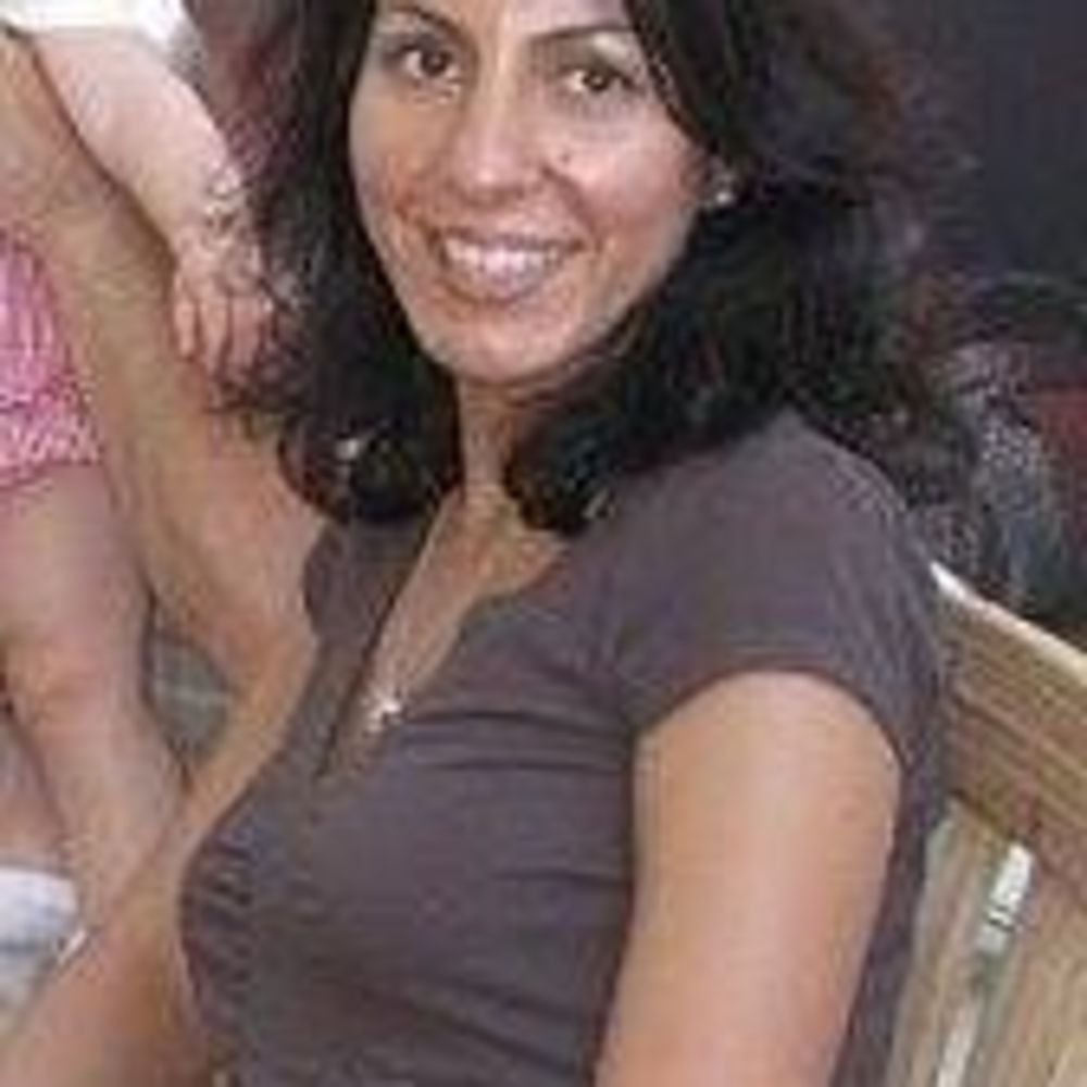 Meet your Posher, Eleni